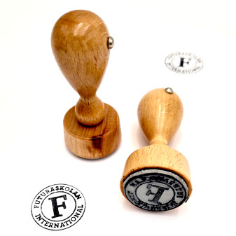 Toegangsstempel en entreestempel met logo